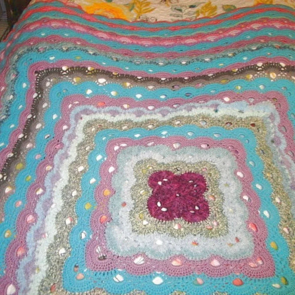 Vtg Crochet Knit Afghan 71